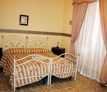 beb elia Bed and Breakfast Napoli Eksteriør billede